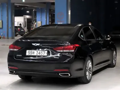 Hyundai Genesis 2015, 279625 км, за 7000000 KRW