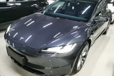 Tesla Model 3 · 2023 год