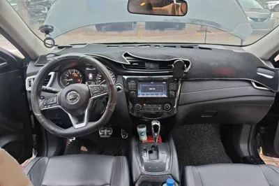 Nissan X-Trail 2017, 52100 км, за 67935.63 CNY - фото 6