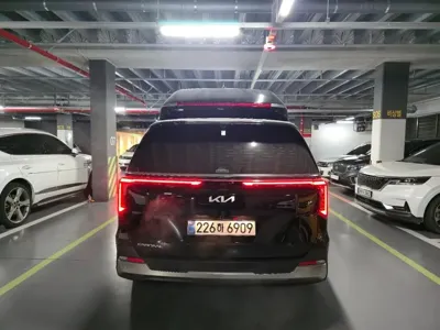 Kia Canival 2025, 9000 км, за 10000 KRW