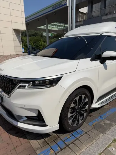 Kia Canival · 2023 год