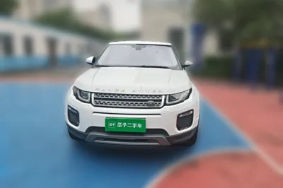 Land Rover Range Rover Evoque 2018, 73400 км, за 83824.9 CNY