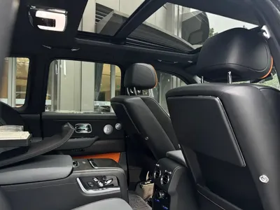 Rolls-Royce Cullinan 2020, 41000 км, за 3968000 CNY - фото 26
