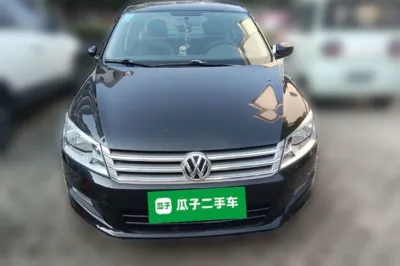 Volkswagen Santana 2015, 86600 км, за 23358.57 CNY
