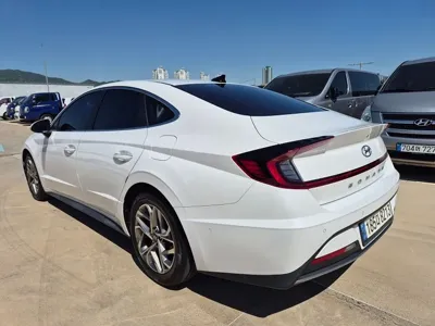 Hyundai Sonata 2021, 122709 км, за 14500000 KRW