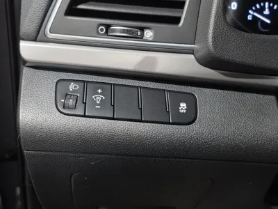 Hyundai Avante 2016, 149940 км, за 7800000 KRW - фото 9