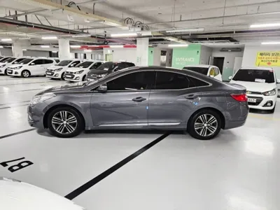Hyundai Grandeur 2013, 142647 км, за 6300000 KRW