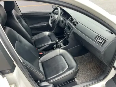 Volkswagen Santana 2018, 58000 км, за 25800 CNY - фото 11