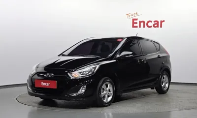 Hyundai Accent · 2012 год