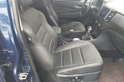 Isuzu D-MAX 2020, 70000 км, за 96748.7 CNY - фото 19