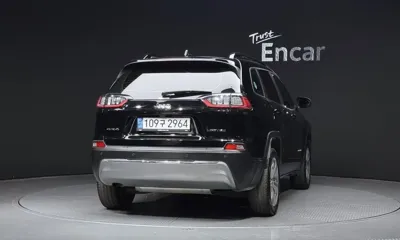 Jeep Cherokee 2022, 36360 км, за 21900000 KRW
