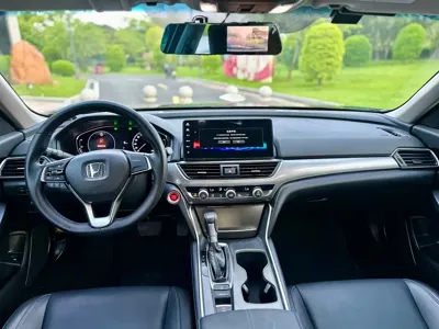 Honda Accord 2022, 90000 км, за 89800 CNY - фото 9