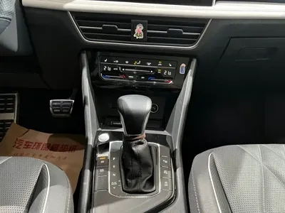 Volkswagen Tiguan L 2021, 32000 км, за 115000 CNY - фото 11