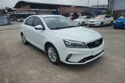 Geely Auto Emgrand 2021, 84500 км, за 50971.17 CNY - фото 3