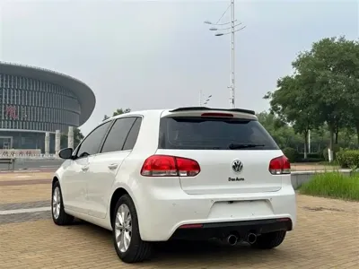 Volkswagen Golf 2013, 120000 км, за 21800 CNY - фото 6