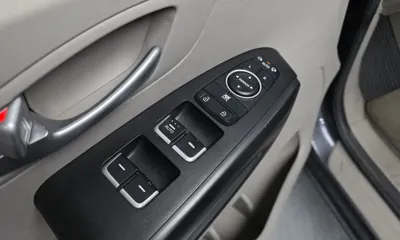 Kia Canival 2015, 148508 км, за 8000000 KRW - фото 35