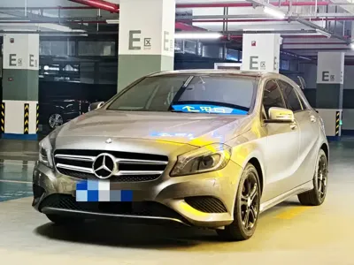 Mercedes-Benz A-Class (Import) · 2015 год