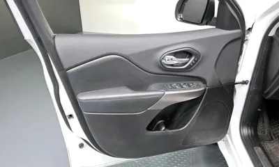 Jeep Cherokee 2019, 62807 км, за 17500000 KRW - фото 24