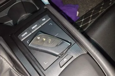 Lexus ES 2018, 102500 км, за 140364.47 CNY - фото 17