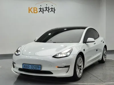 Tesla Model 3 · 2021 год