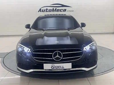 Mercedes-Benz E-Class · 2022 год