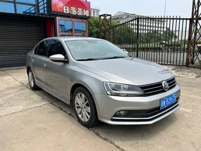 Volkswagen Sagitar 2015, 81000 км, за 23800 CNY