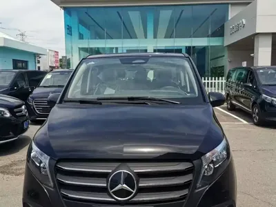 Mercedes-Benz Vito 2026, 100 км, за 262500 CNY