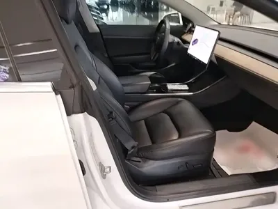 Tesla Model 3 2020, 94700 км, за 106300 CNY - фото 25