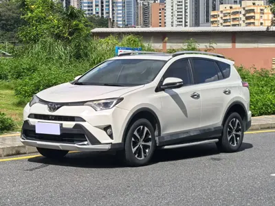 Toyota RAV4 2017, 93000 км, за 63800 CNY - фото 1