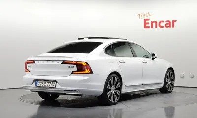 Volvo S90 2023, 139607 км, за 30500000 KRW