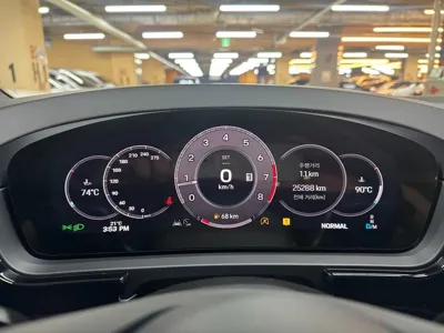 Porsche Cayenne 2024, 25288 км, за 116000000 KRW - фото 8