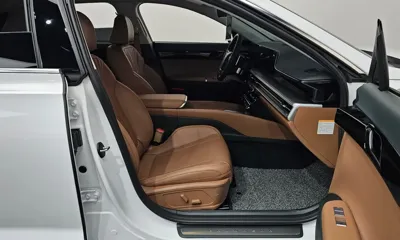 Hyundai Grandeur 2025, 6599 км, за 24590.72 USD - фото 26