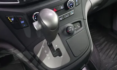Hyundai Starex 2017, 54570 км, за 14700000 KRW - фото 9