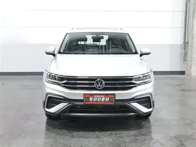 Volkswagen Tiguan L 2022, 93300 км, за 87899 CNY