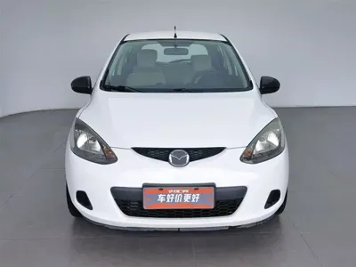 Mazda 2 2015, 135000 км, за 12900 CNY
