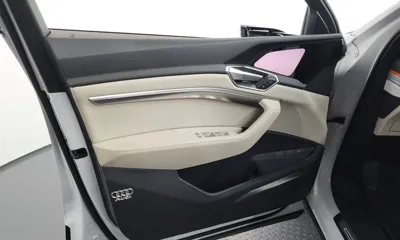Audi e-tron 2022, 111017 км, за 41890000 KRW - фото 24