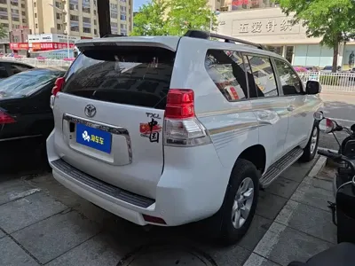 Toyota Prado 2013, 147500 км, за 194000 CNY