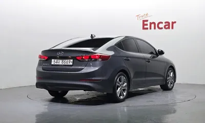 Hyundai Avante 2018, 64254 км, за 12600000 KRW