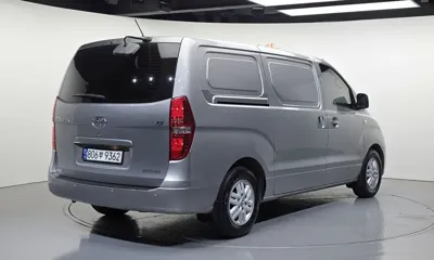 Hyundai Starex 2017, 90465 км, за 12100000 KRW