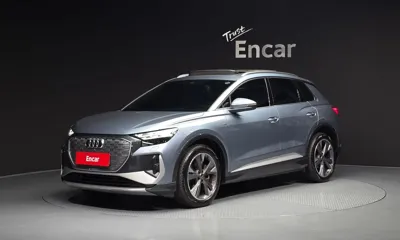 Audi Q4 e-tron · 2022 год