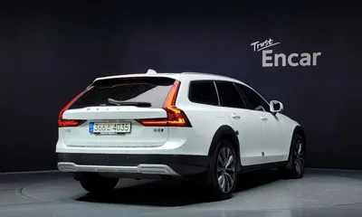 Volvo V90 2021, 121944 км, за 29990000 KRW