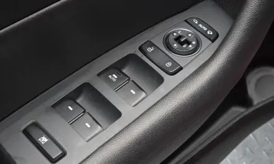 Hyundai Sonata 2015, 53603 км, за 10000000 KRW - фото 29