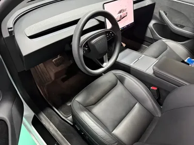 Tesla Model 3 2025, 12000 км, за 158000 CNY - фото 4