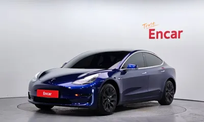 Tesla Model 3 · 2020 год
