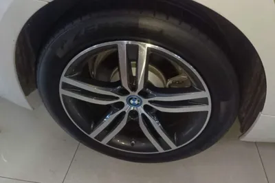 BMW 5 Series New Energy 2022, 36400 км, за 230344.11 CNY - фото 11