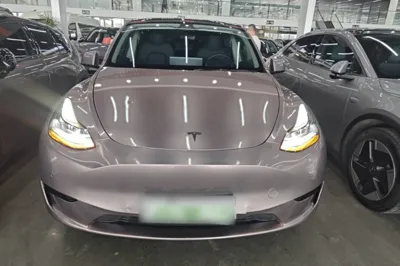 Tesla Model Y 2022, 51900 км, за 174997.83 CNY