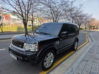 Land Rover Discovery · 2012 год