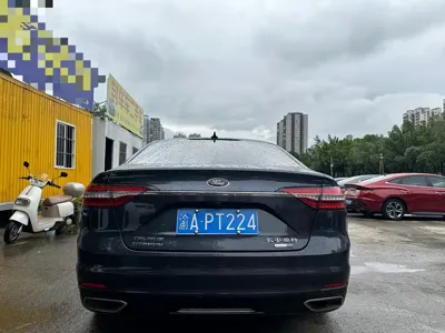 Ford Taurus 2021, 71000 км, за 92800 CNY