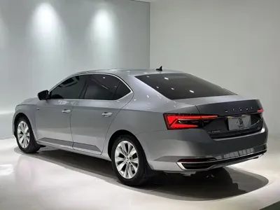 Skoda Superb 2022, 24000 км, за 127800 CNY - фото 6