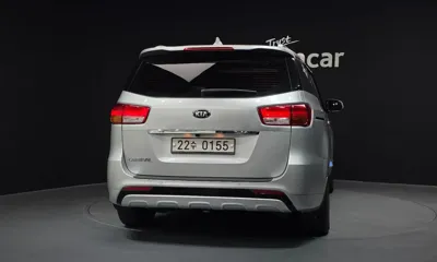 Kia Canival 2017, 100766 км, за 12000000 KRW
